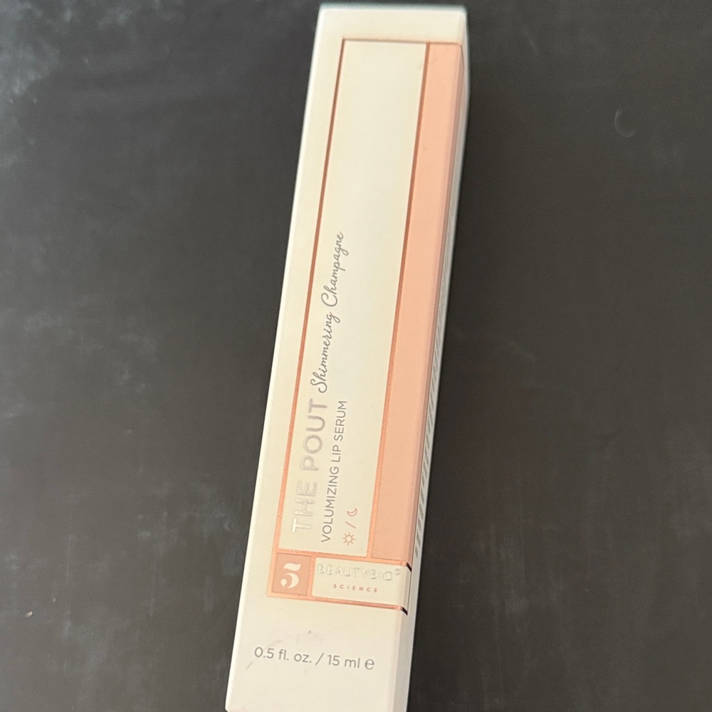 BeautyBio The Pout Volumizing Lip Serum - Shimmery Champagne